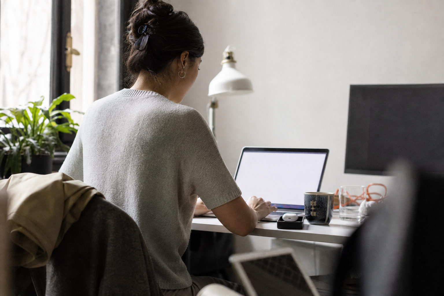 The AI Visibility Score, Explained: How to Measure Being the Recommended Answer
